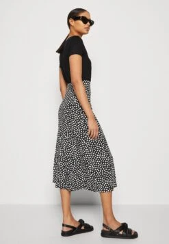 Anna Field Jerseyjurk - Black/White 9 Anna Field Jerseyjurk - Black/White -Anna Field 006fc3282cab4493bfb5ed63e88ab5b5