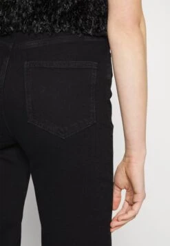 Straight Leg Jeans -Black Denim -Anna Field 07252ef8cf95467ebfa4b5e6a967e501