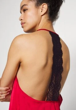 Anna Field 4 Piece Gift Set - Pyjama - Black/Red -Anna Field 10245431343b4a308e71236086d68fb8