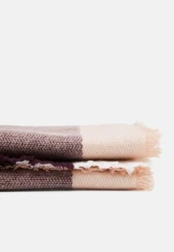 Anna Field Sjaal - Bordeaux 8 Anna Field Sjaal - Bordeaux -Anna Field 13299645fb5e4f04a0fc084fba49354c