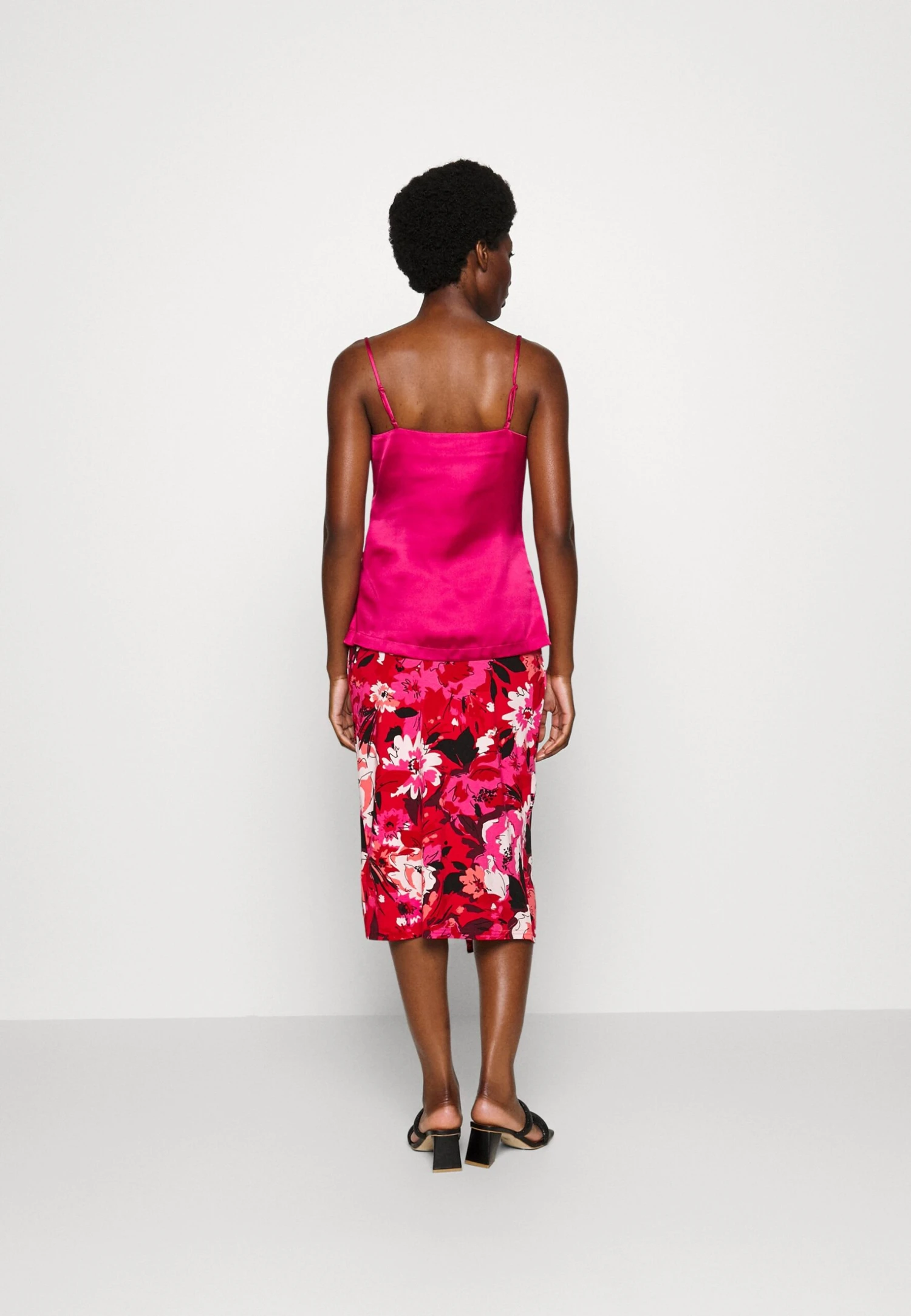 Anna Field Front Knot Midi Skirt - Kokerrok - Pink 3 Anna Field Front Knot Midi Skirt - Kokerrok - Pink - Image 3