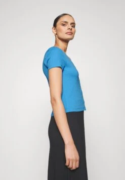 Anna Field Vest - Blue -Anna Field 24950c3cf39b4e9ab2f477f7526de89c