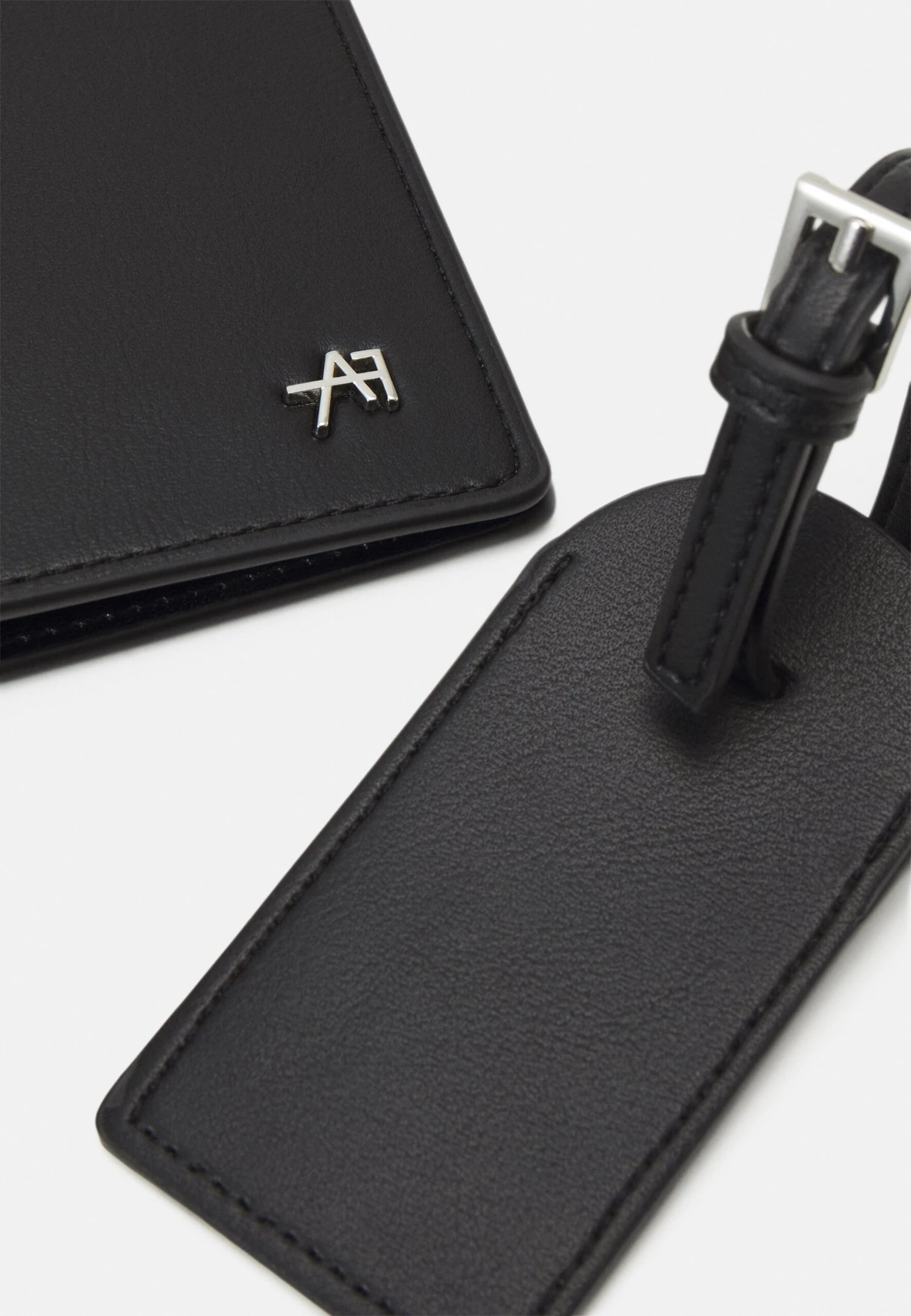 Anna Field Passport Case And Luggage Tag Set - Paspoorthouder - Black 5 Anna Field Passport Case And Luggage Tag Set - Paspoorthouder - Black - Image 5