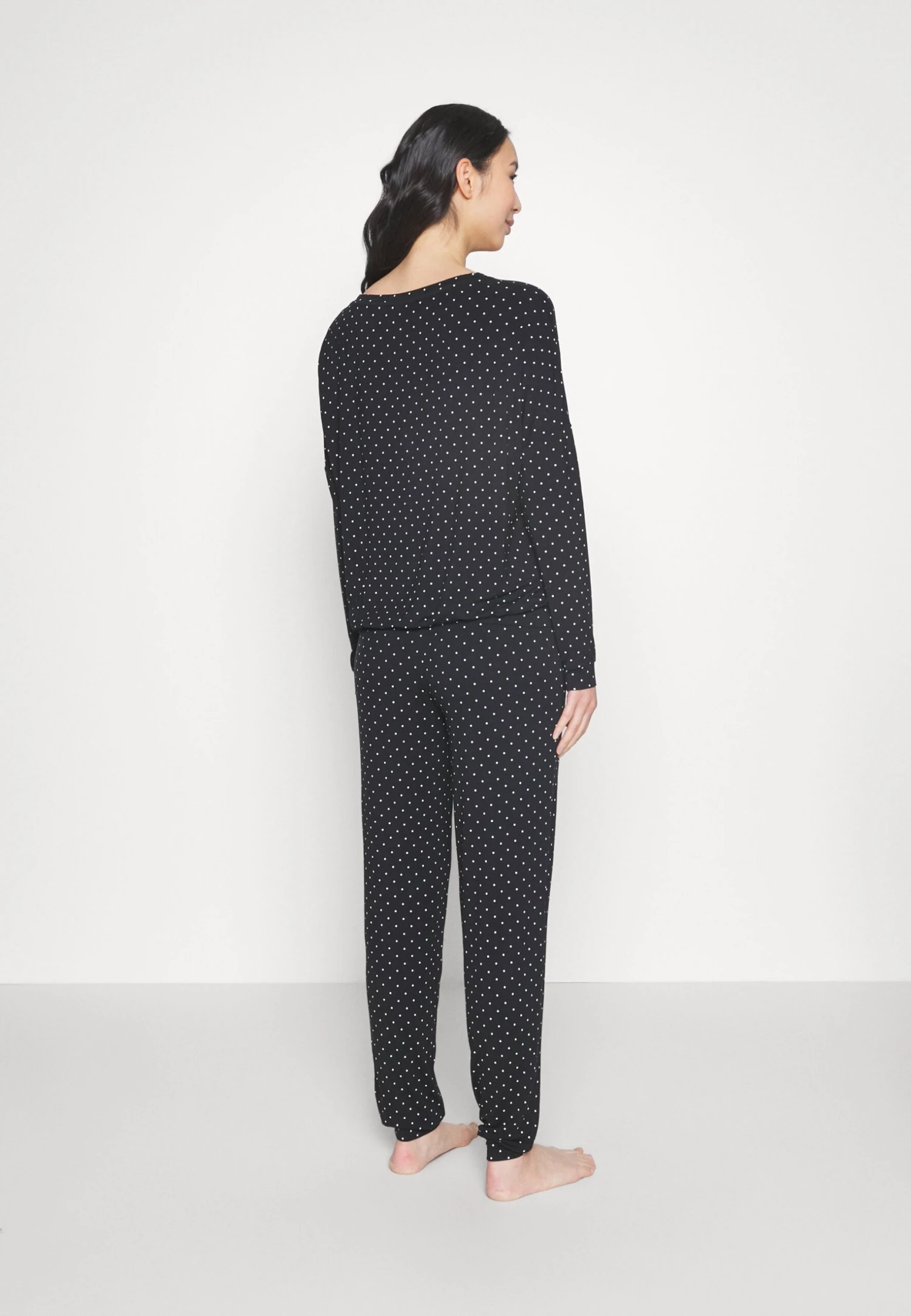 Anna Field Pyjama - Black/White 3 Anna Field Pyjama - Black/White - Image 3