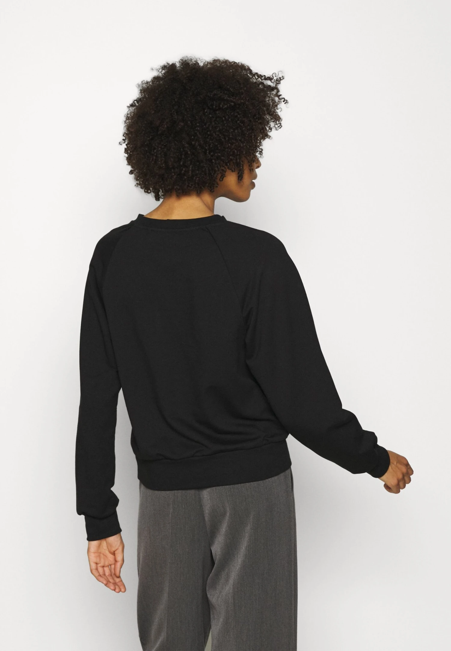 Anna Field Basic CleanCrew Neck Sweatshirt- Sweater - Black 3 Anna Field Basic CleanCrew Neck Sweatshirt- Sweater - Black - Image 3