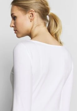 Anna Field 2 Pack - Longsleeve - Maritime Blue/White 11 Anna Field 2 Pack - Longsleeve - Maritime Blue/White -Anna Field 8a545ecd383b4c67b94730b0fd0e3c9b