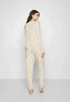Anna Field Pyjama - Off White -Anna Field 8e11d801cc6a4968a738a374f7e3d354