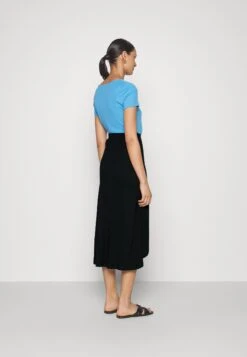 Anna Field Basic Wrap Over Midi Skirt- A-Lijn Rok - Black 9 Anna Field Basic Wrap Over Midi Skirt- A-Lijn Rok - Black -Anna Field 9580a1d9a4ef4a1194e83a5999c45651