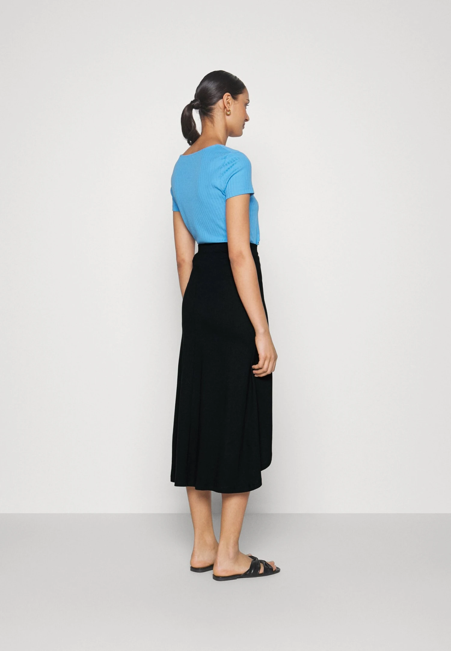 Anna Field Basic Wrap Over Midi Skirt- A-Lijn Rok - Black 3 Anna Field Basic Wrap Over Midi Skirt- A-Lijn Rok - Black - Image 3