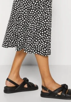 Anna Field Jerseyjurk - Black/White 11 Anna Field Jerseyjurk - Black/White -Anna Field c3bb3f778084401f837dcf3c5312d7d4