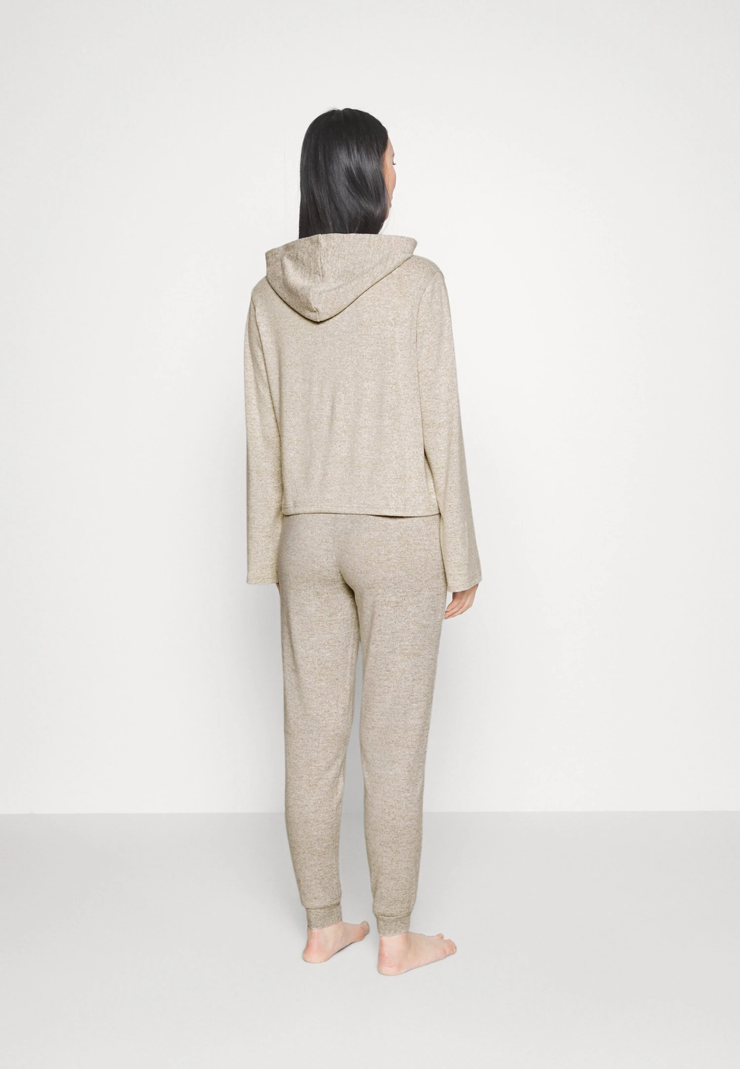 Anna Field Pyjama - Brown 3 Anna Field Pyjama - Brown - Image 3