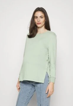 Sweater - Light Green